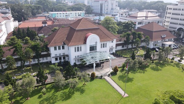 Indonesia's Legacy in the Global Vaccine Landscape, Bio Farma and DCVMN Strengthen Health Resilience Through Global Partnership